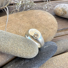 Load image into Gallery viewer, Sterling silver signet ring feature lab diamond