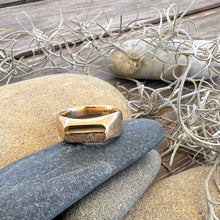 Load image into Gallery viewer, Yellow gold signet unisex ring