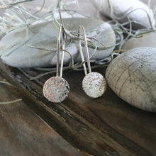 Load image into Gallery viewer, Classic Hanging Earring - Appleye Jewellery