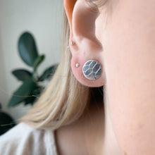 Load image into Gallery viewer, Classic Stud