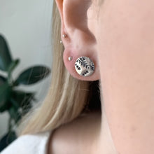 Load image into Gallery viewer, Classic Stud