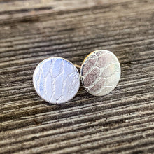 Load image into Gallery viewer, Classic Stud