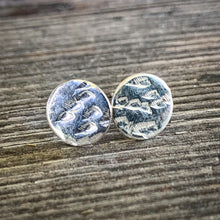 Load image into Gallery viewer, Classic Stud