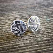 Load image into Gallery viewer, Classic Stud