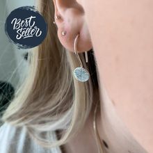 Load image into Gallery viewer, Classic Hanging Earring