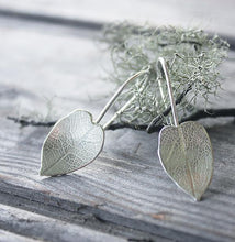 Load image into Gallery viewer, Leaf Earring - Appleye Jewellery