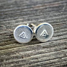 Load image into Gallery viewer, Everyday Stud