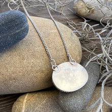 Load image into Gallery viewer, Dendrite Agate pendant with fixed fine chain
