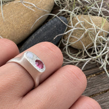 Load image into Gallery viewer, Sterling silver signet ring Opal + Sapphire

