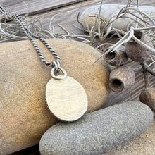 Load image into Gallery viewer, Dendrite Agate pendant with rope chain
