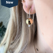 Load image into Gallery viewer, Ball Hanging earring

