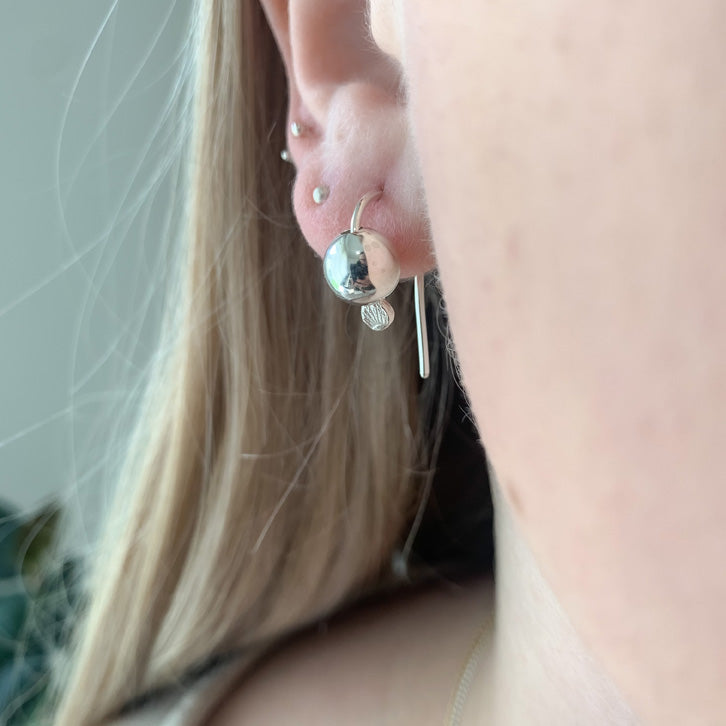 Ball Hanging earring